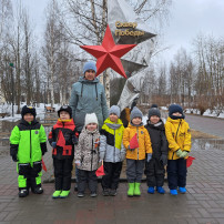 «Помним, гордимся и чтим!» гр. № 10 «Помним, гордимся и чтим!» гр. № 10.